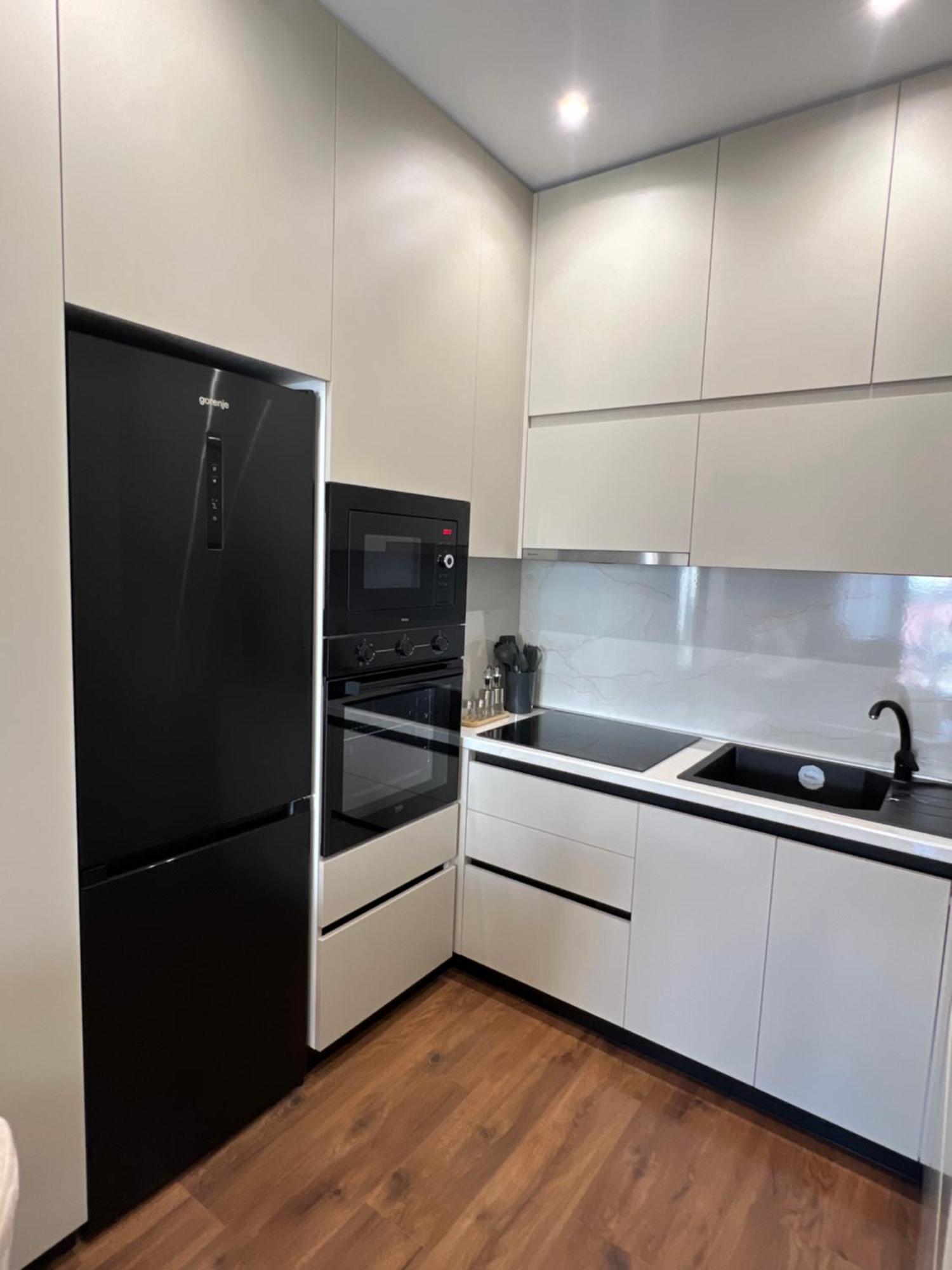 Cozy Apartamento Tirana